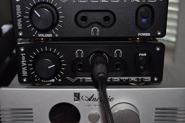 Усилитель для наушников Violectric V181